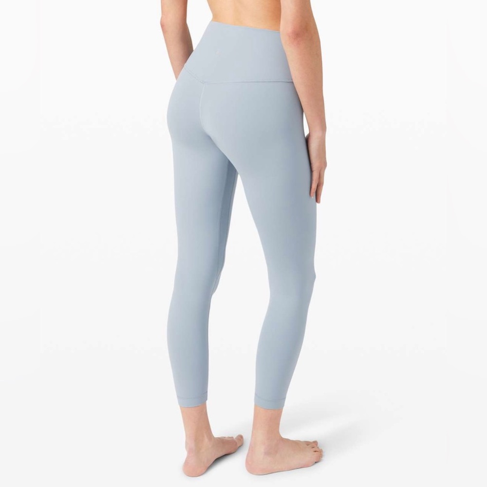 Lululemon Wunder Train High-Rise Crop 21", Color: Chambray